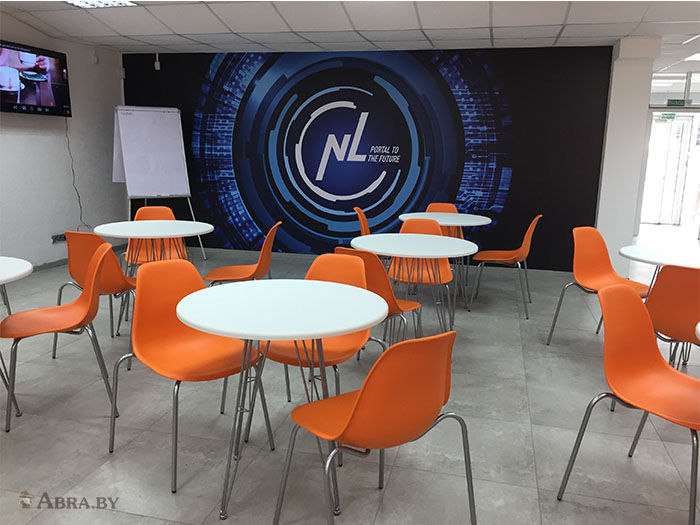 Shefilton-tables-and-cheirs-3